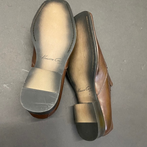 NWB Kenneth Cole “Ring N Run” size 9 main image 6